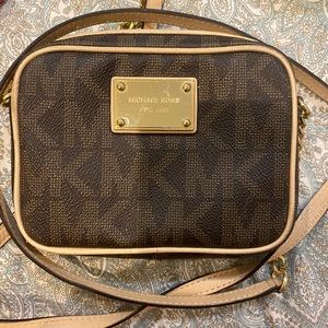 Michael Kors crossbody